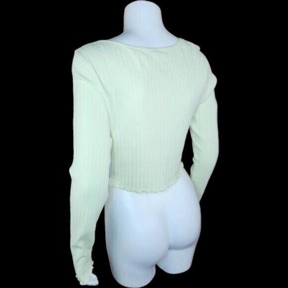 NWT BP. Womens Medium Green Limecream Cropped Long Sleeve ButtonUp Henley Ruffle - Picture 4 of 12